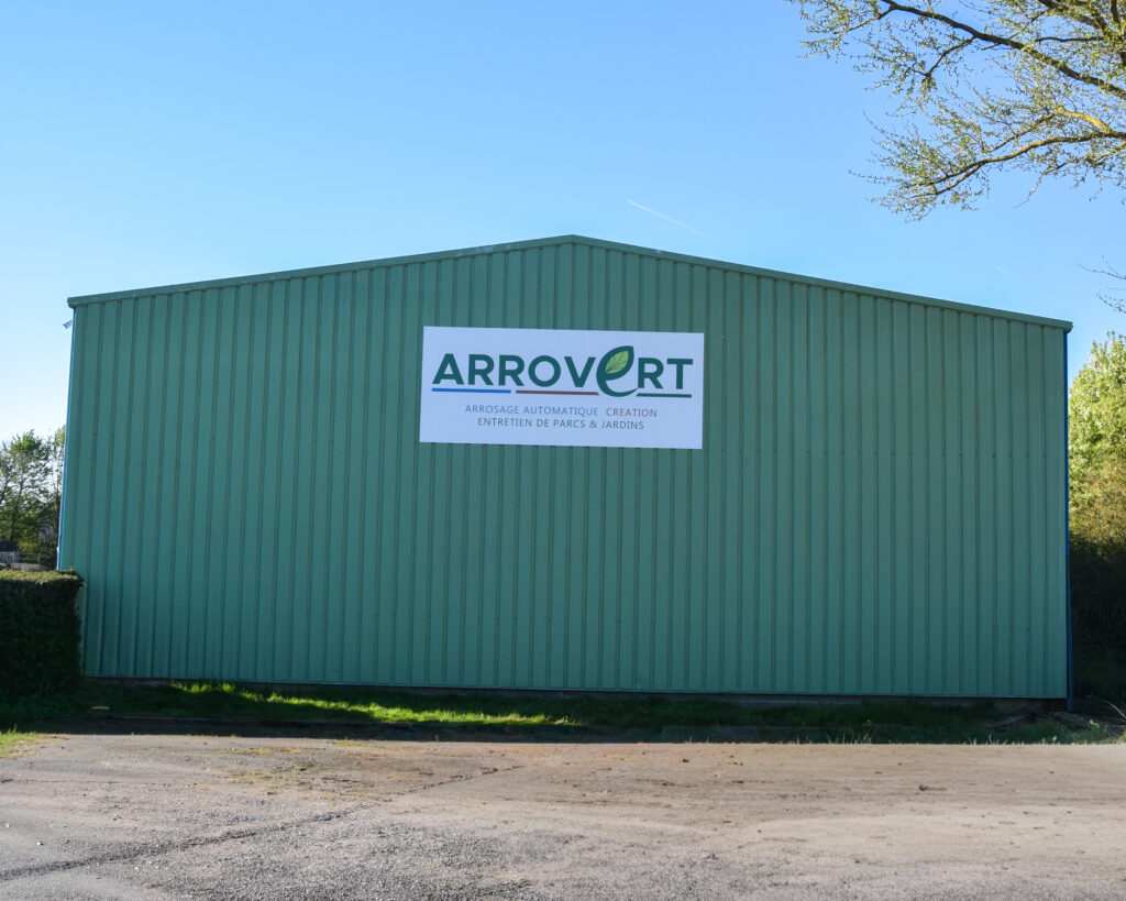 Enseigne côté ouest